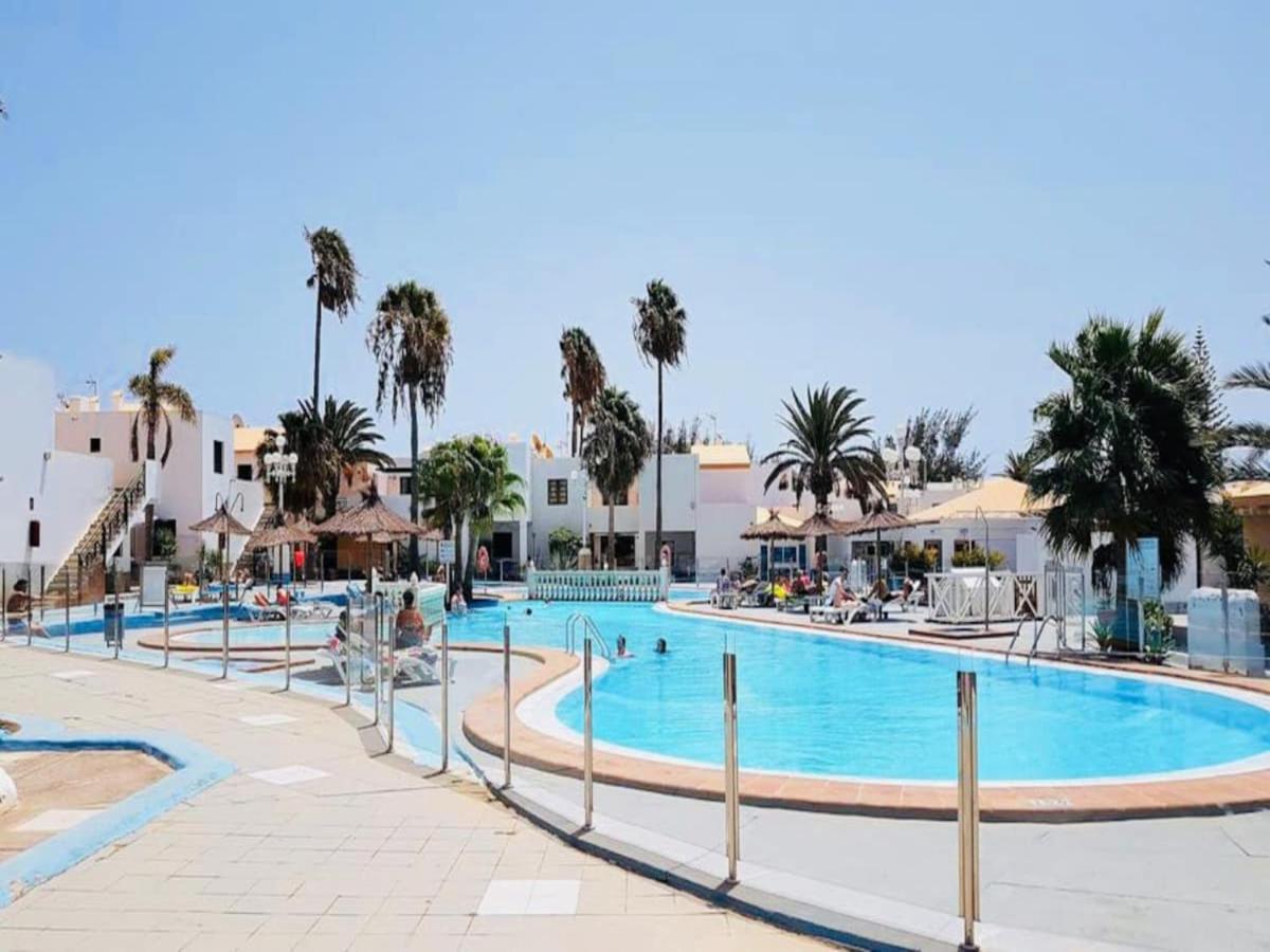 Puerta Del Sol Apartment Caleta De Fuste Exterior photo